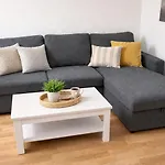 Haus Meeresbrise 아파트 부숨